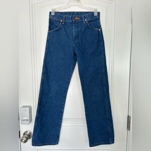 Wrangler Classic Blue Jeans. Size 12